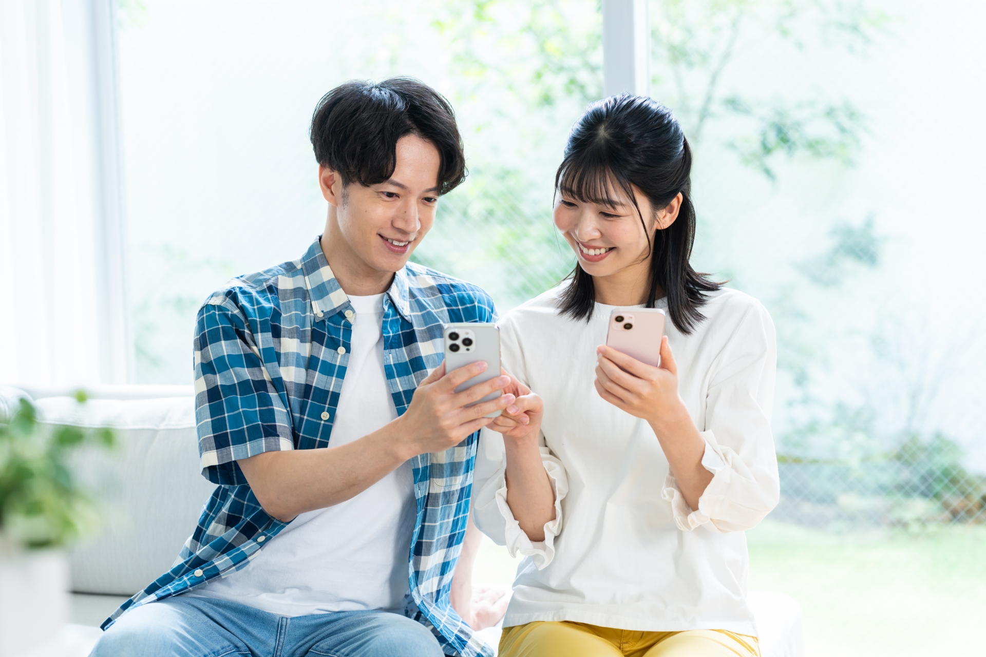 スマホ世代の恋愛コミュニケーションをする日本人