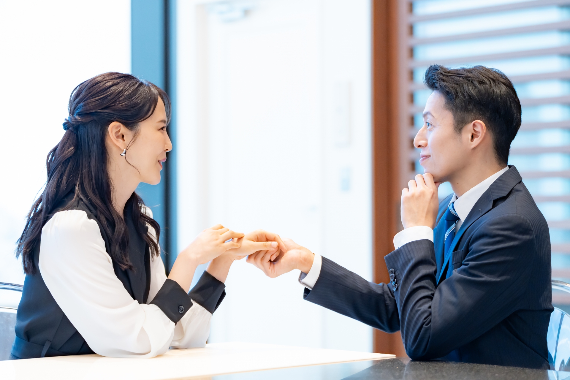プロポーズの決断をした日本人カップル